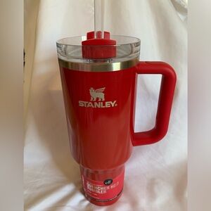 New Stanley 40oz Stainless Steel Tumbler Red Delicious Elf